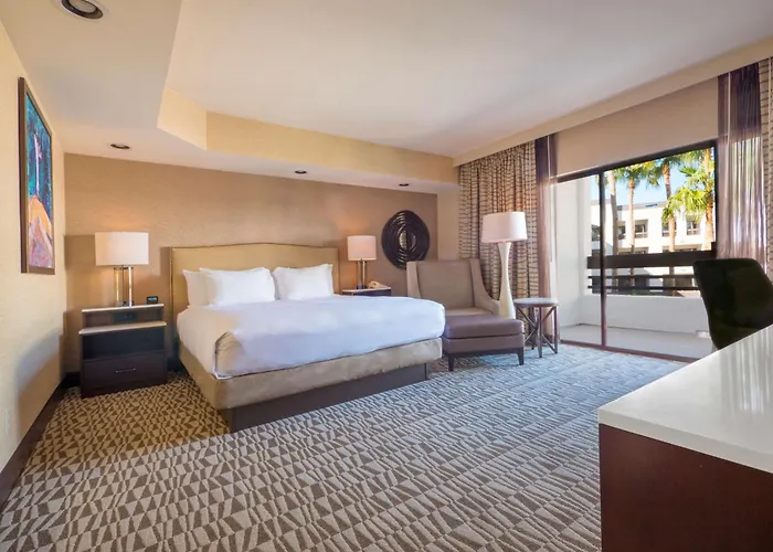 Hilton Airport 4*