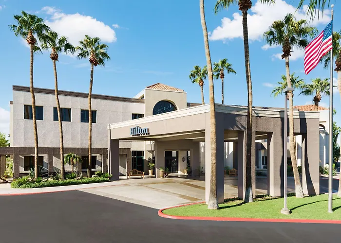 Hilton Airport 4*