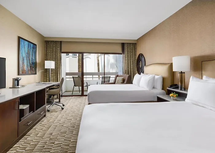 Hotel Hilton Airport 4*