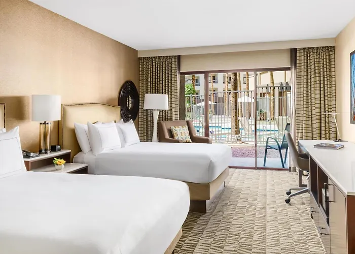 Hilton Airport Hotel 4*