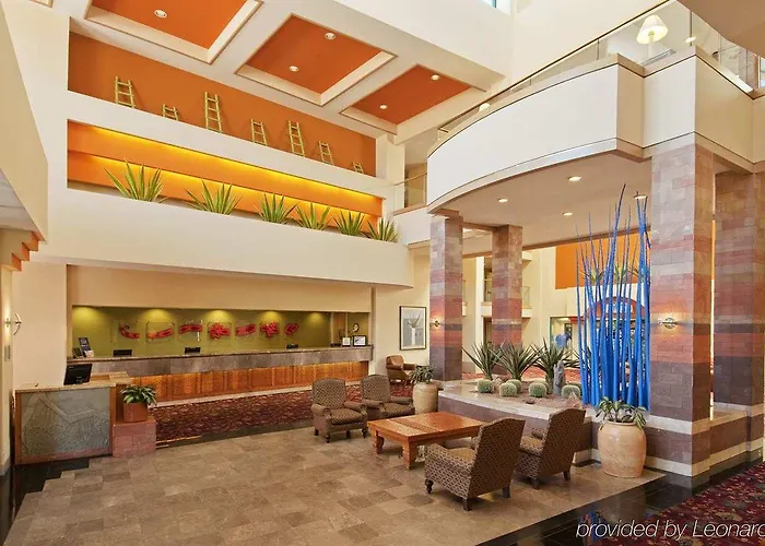 Hilton Airport 4*